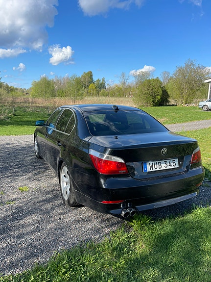 BMW 530i 5 of 5