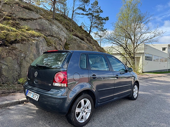 Volkswagen Polo 3 of 5