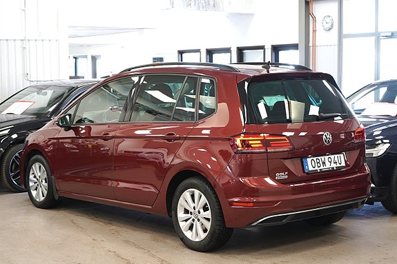 Volkswagen Golf Sportsvan 3 of 23