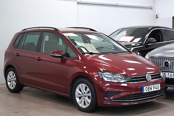 Volkswagen Golf Sportsvan 6 of 23