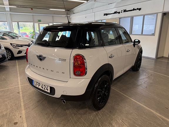 MINI Countryman Cooper 3 of 5