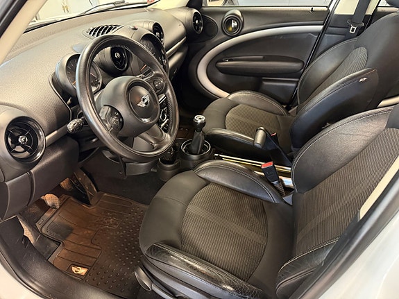 MINI Countryman Cooper 9 of 13