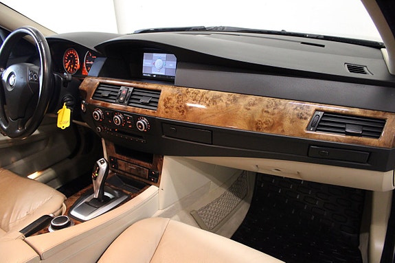 BMW 520d 6 of 14