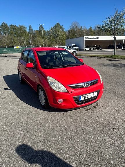 Hyundai i20 3 of 5