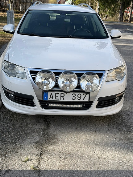 Volkswagen Passat 3 of 5