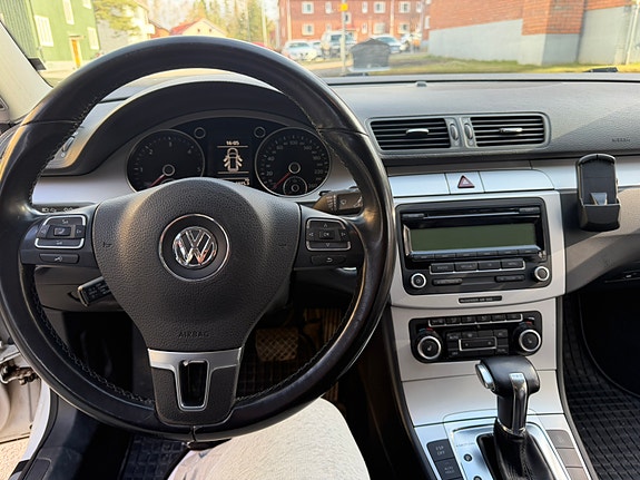 Volkswagen Passat 4 of 5