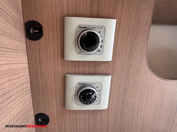 Adria 677 SP 13 of 15
