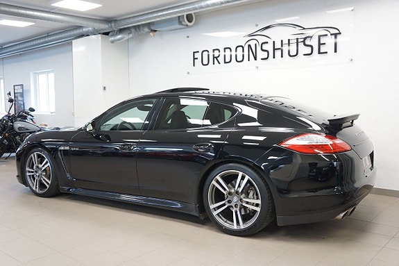 Porsche Panamera S 2 of 5
