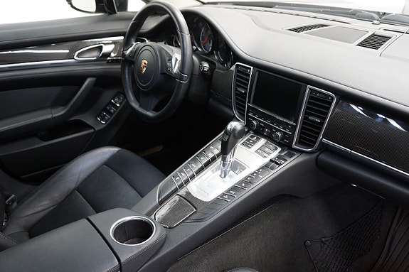 Porsche Panamera S 12 of 21