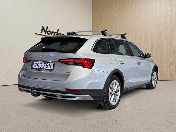 Skoda Octavia Scout 9 of 10