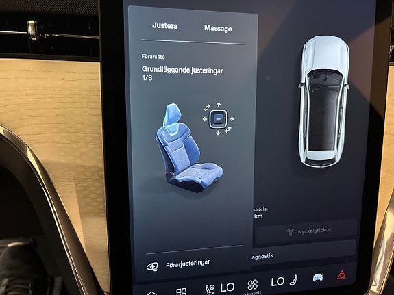 Volvo EX90 18 of 28