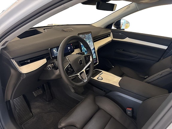 Volvo EX90 6 of 28