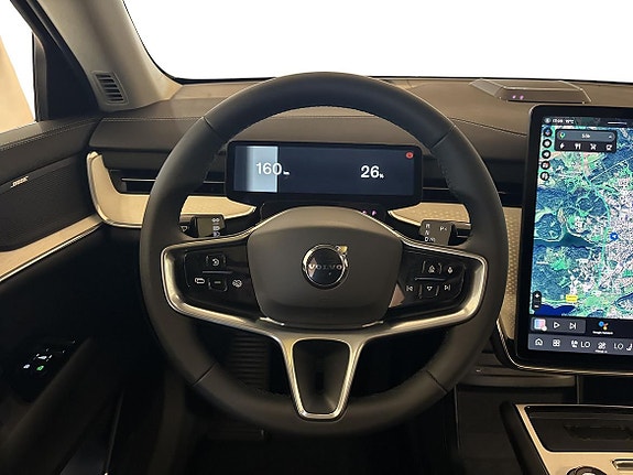 Volvo EX90 9 of 28