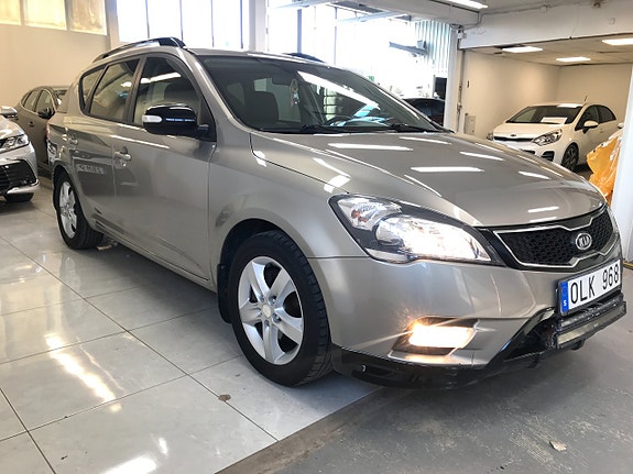 Kia Ceed 3 of 25
