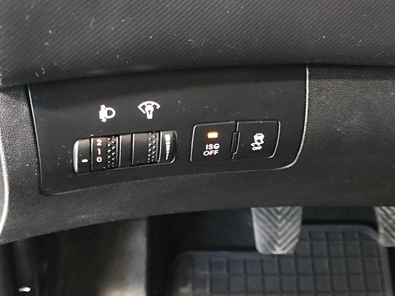 Kia Ceed 13 of 25