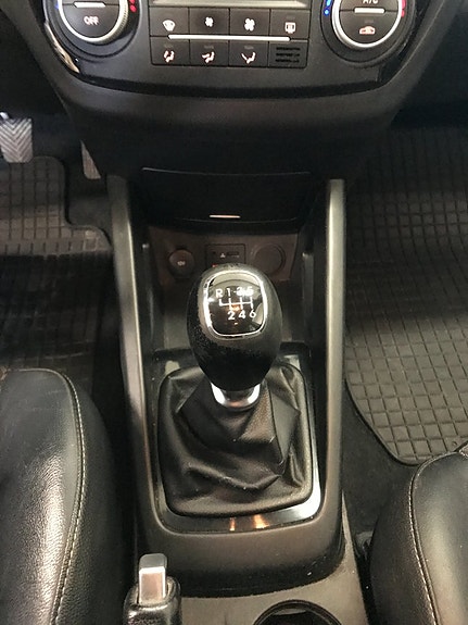 Kia Ceed 12 of 25