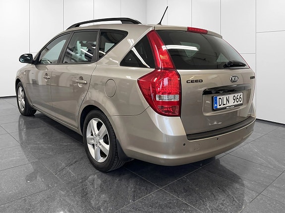 Kia Ceed 4 of 25