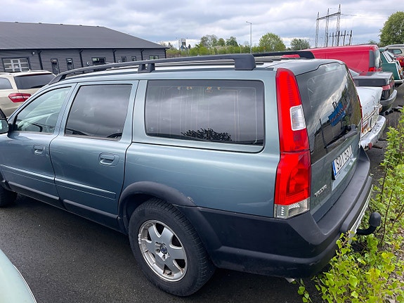 Volvo XC70 5 of 5