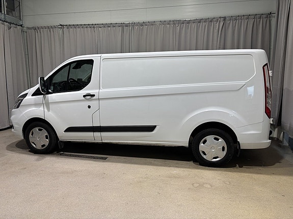 Ford Transit Custom 2 of 5