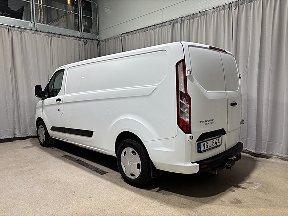 Ford Transit Custom 3 of 5