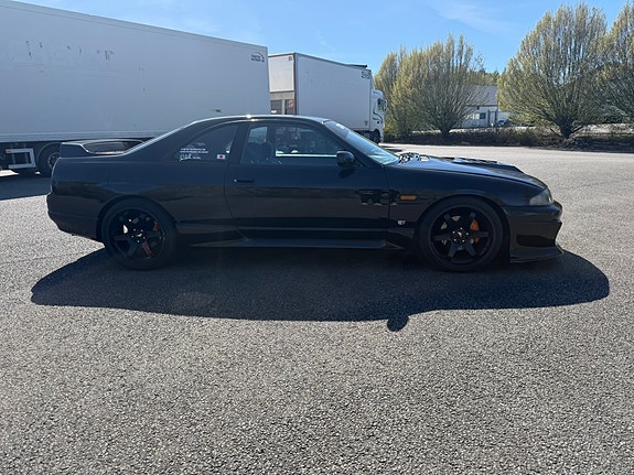 Nissan Skyline 7 of 10