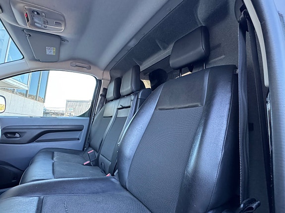 Opel Vivaro 4 of 5
