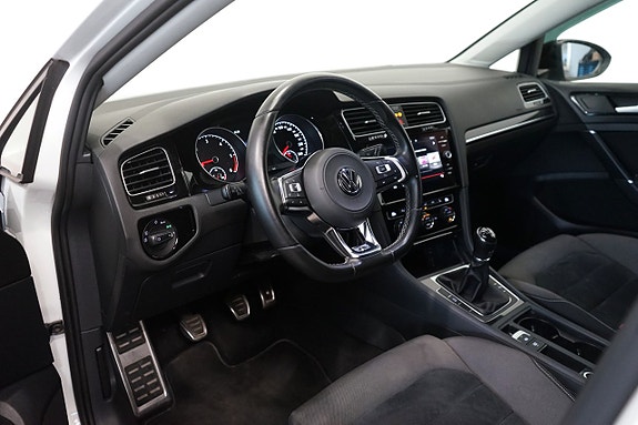 Volkswagen Golf I 9 of 16