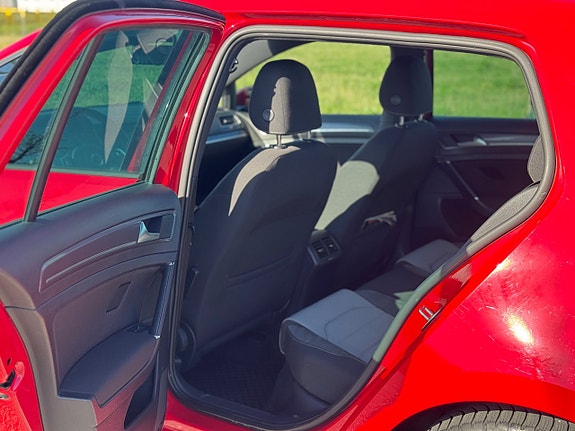 Volkswagen Golf I 11 of 23