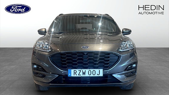 Ford Kuga 8 of 12