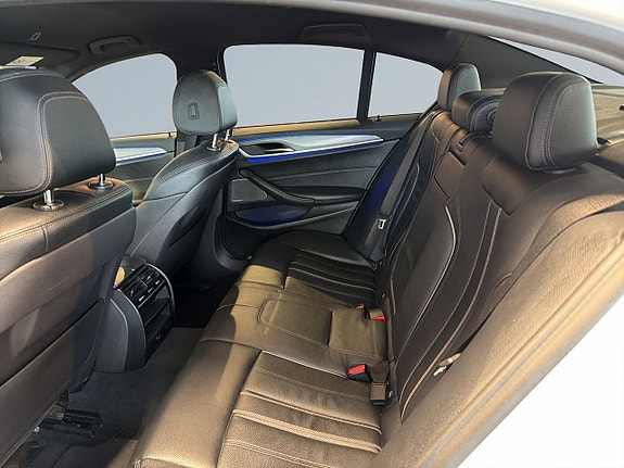 BMW 520d 13 of 18
