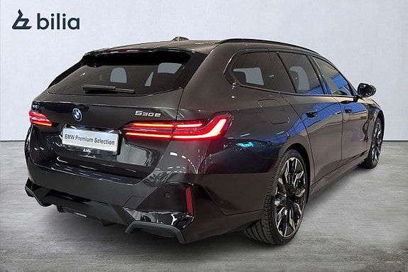 BMW 530e 19 of 20
