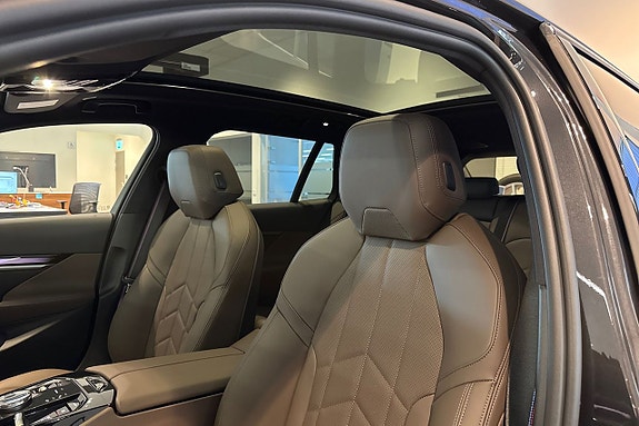 BMW 530e 14 of 20