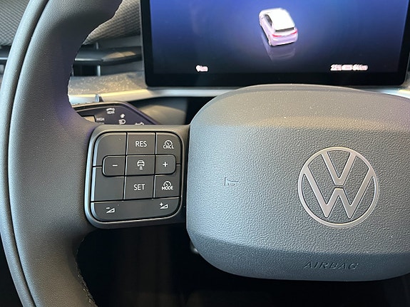 Volkswagen ID.3 Neo 11 of 16