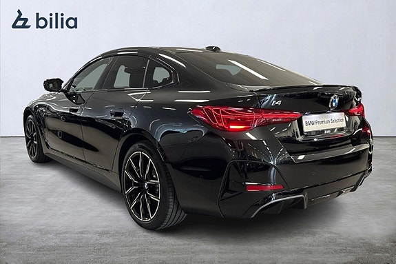 BMW i4 2 of 5