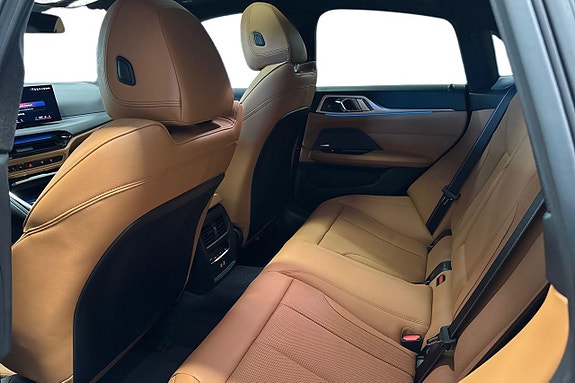 BMW i4 11 of 20