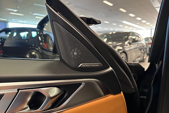 BMW i4 14 of 20