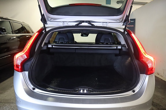 Volvo V60 21 of 24