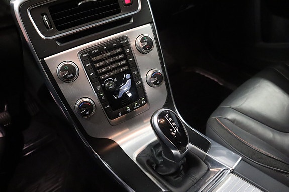 Volvo V60 12 of 24