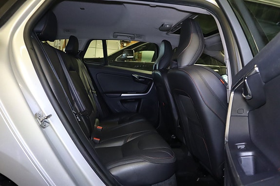 Volvo V60 18 of 24