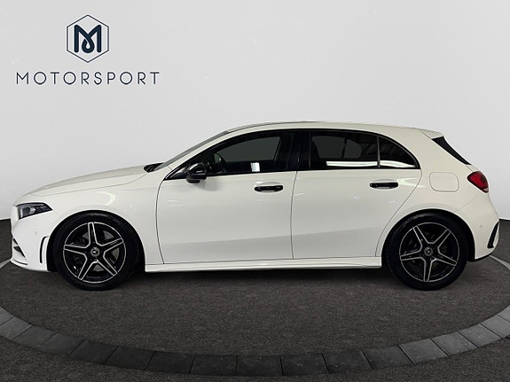 Mercedes-Benz A250 3 of 5