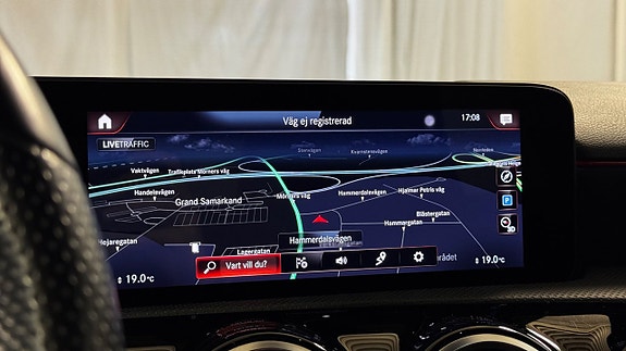 Mercedes-Benz A250 18 of 24