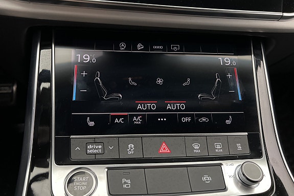 Audi Q8 17 of 27
