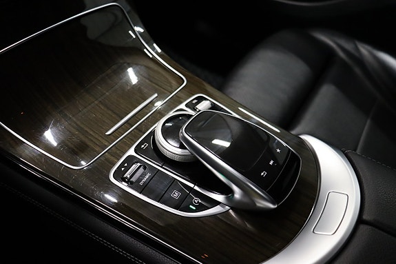Mercedes-Benz GLC220 d 17 of 26