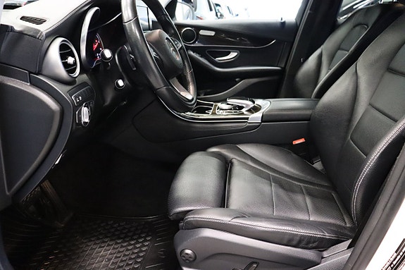 Mercedes-Benz GLC220 d 10 of 26