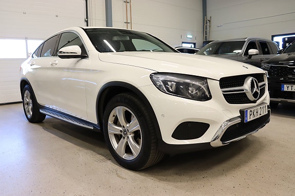 Mercedes-Benz GLC220 d 2 of 5