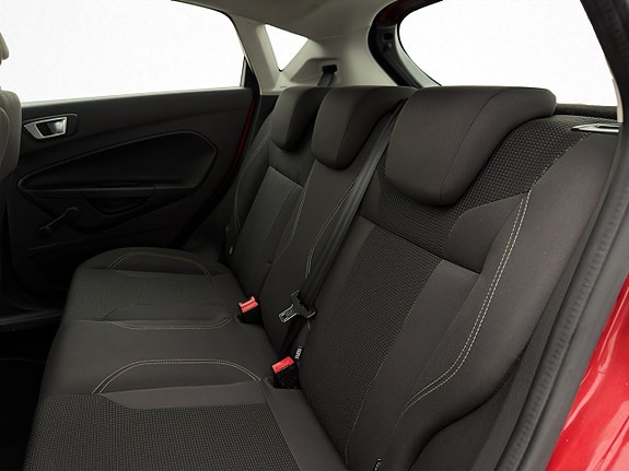 Ford Fiesta 24 of 29