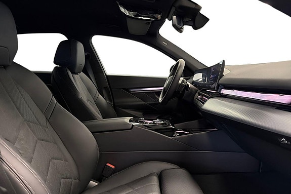 BMW 530e 6 of 18