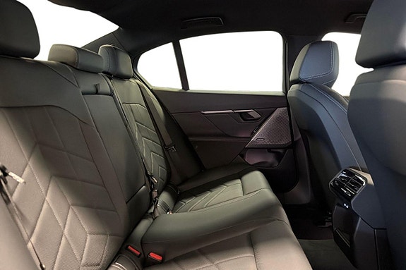 BMW 530e 7 of 18