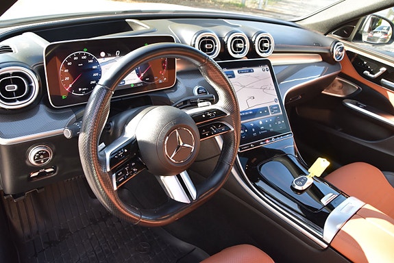 Mercedes-Benz C300 20 of 27