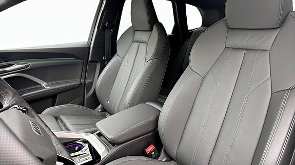 Audi Q5 8 of 23